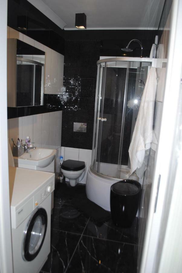 Apartament Bulwar ゴジュフ・ヴィエルコポルスキ エクステリア 写真